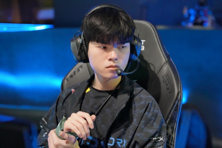 少年足球的 少年足球的